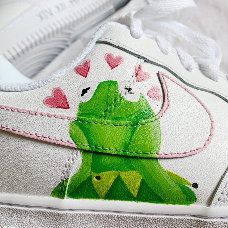 Wholsome Kermit x Lipton Kermit Air Force 1 Custom - Image 4