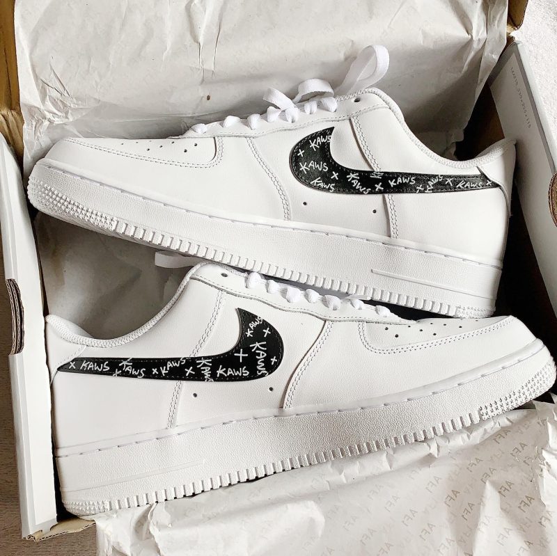 KAWS Air Force 1 Custom - Image 3